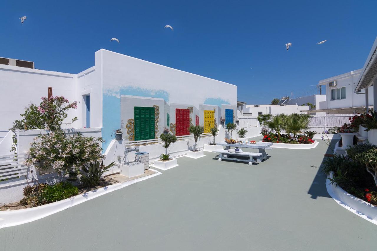 Ble Oneiro Villas Adamantas  Esterno foto